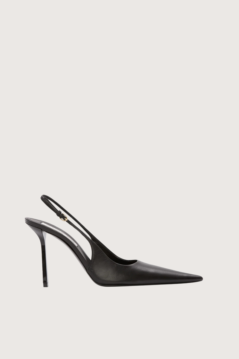 side profile Victoria 100MM Slingback Black leather Stiletto slingback style
Pointed closed toe shape
Black lacquered heel
Kid leather
Leather lining
Padded in-sock for added comfort