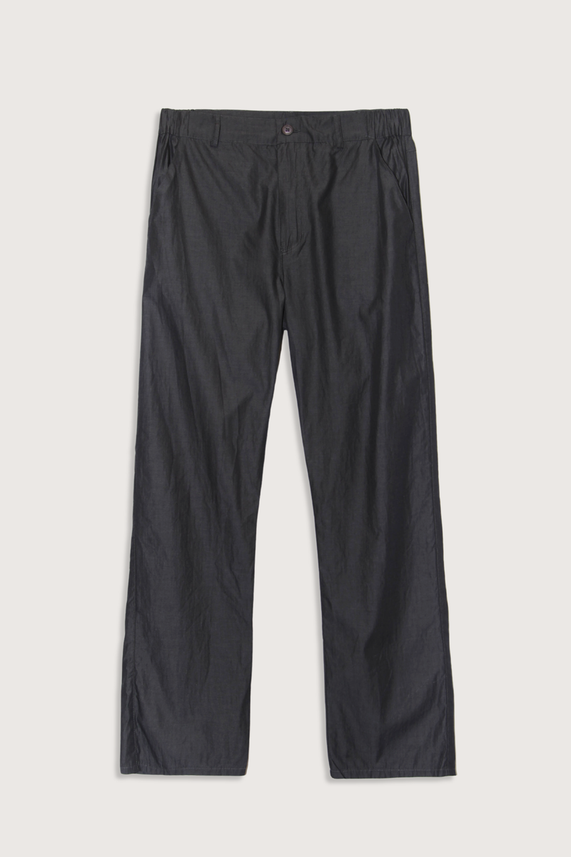 flat lay Washed Cotton Pant graphite Cotton
Slim straight fit
Belt loops
Button closure