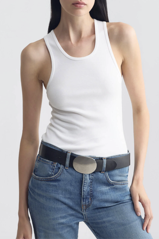 front profile model wearing Wayne Belt Black / Antique Hammered Silver Buckle 35mm strap
Removable plated brass buckle finished in tumbled silver
Interchangeable buckle is secured with a removable strap closure
100% Calfskin Leather