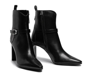 Parma Leather Heel Boots With Chain