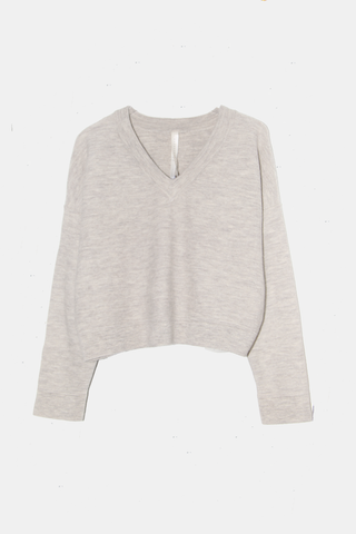 Wide V-neck Crop Carrara